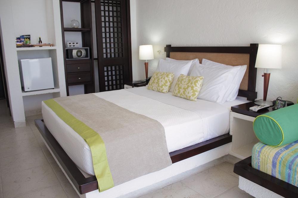 Tamaca Hotel 4*